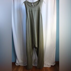 FP Movement, Hot Shot Twisted Onesie, Sea Grass, Size: XS.
